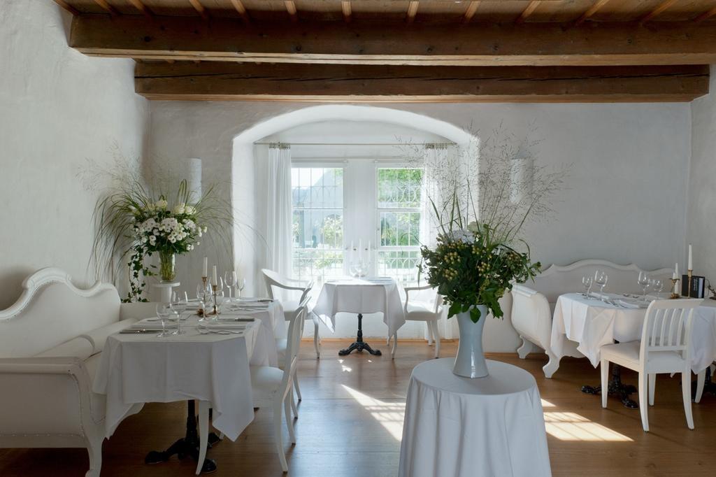 Schloss Ueberstorf - Tafeln, Tagen, Traeumen 外观 照片